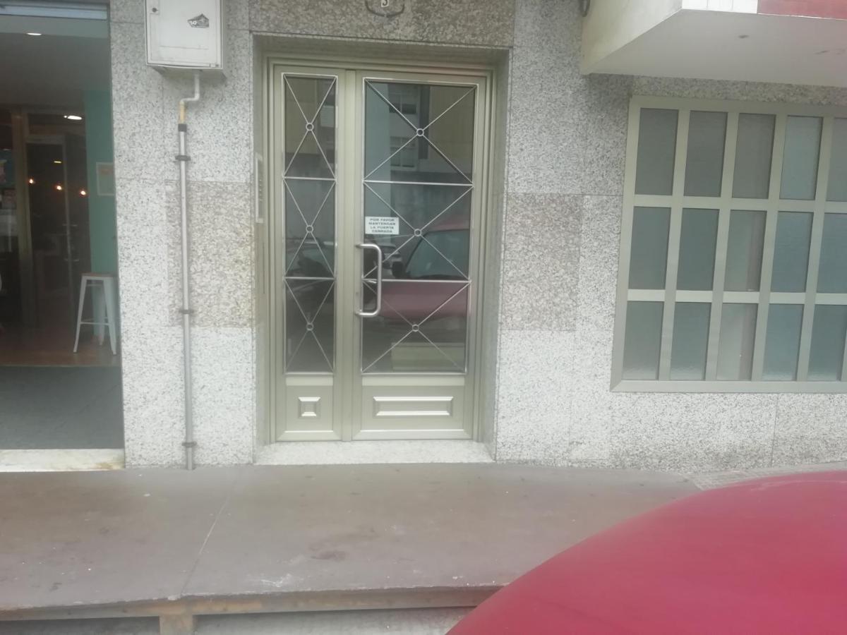 Centrico Y Amplio Piso Con Plaza Parking Apartment Cangas do Morrazo Exterior photo