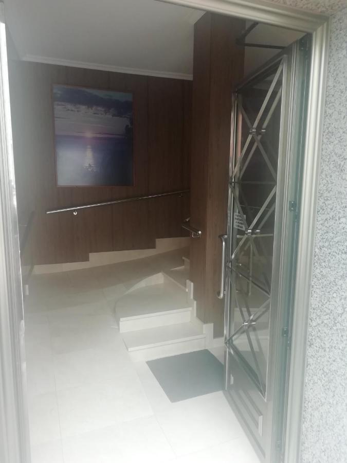 Centrico Y Amplio Piso Con Plaza Parking Apartment Cangas do Morrazo Exterior photo